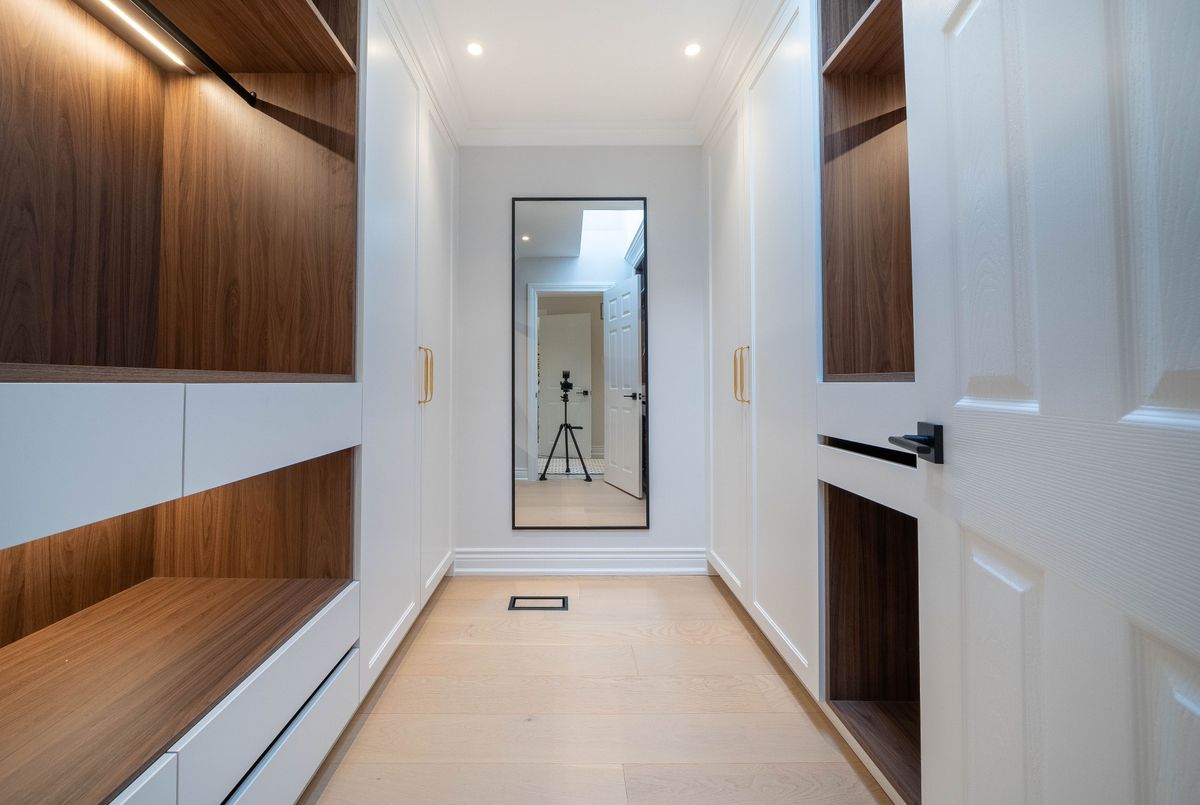 18 Mountbatten Road Toronto 18 Mountbatten Road Toronto