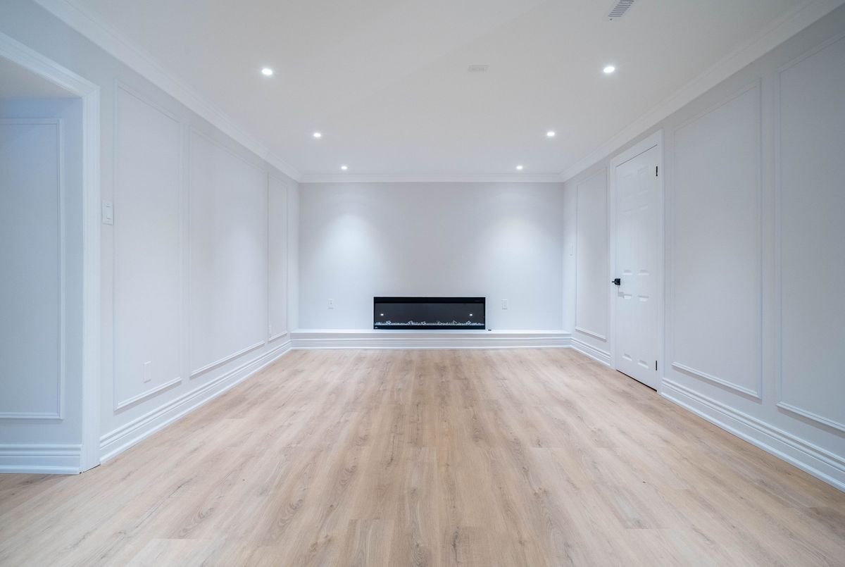 18 Mountbatten Road Toronto 18 Mountbatten Road Toronto