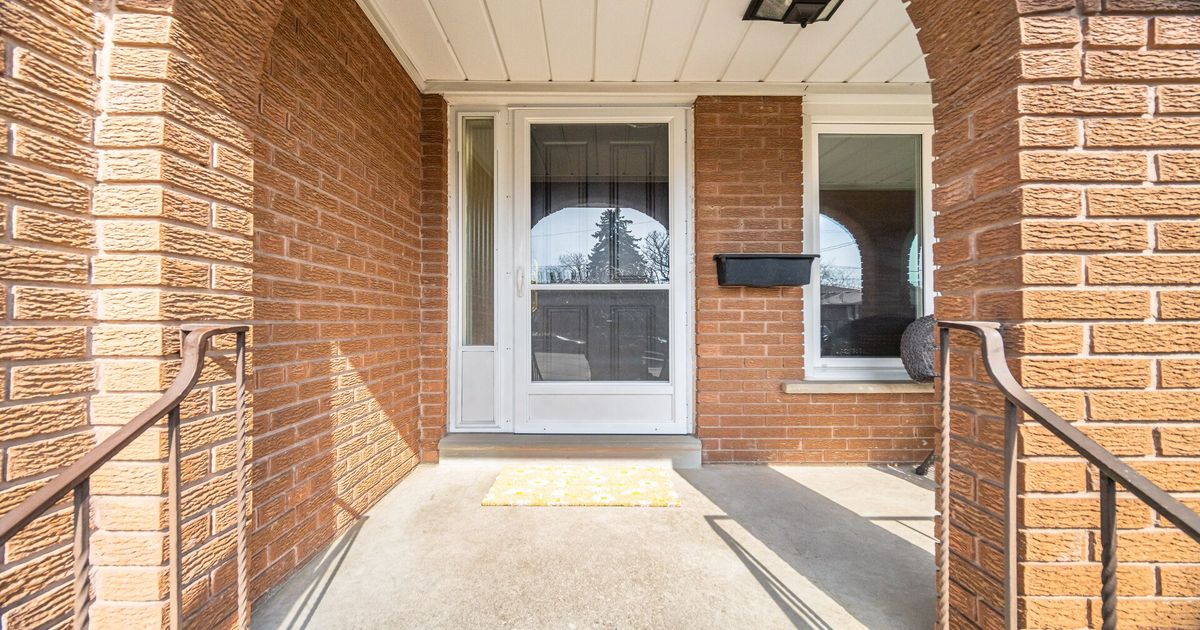 6 Disan Court Toronto