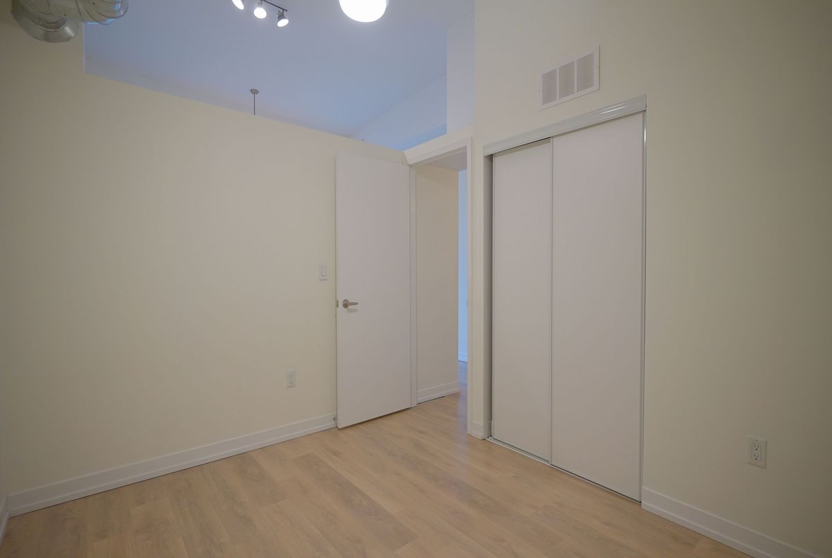 1410 Dupont Street Toronto 1410 Dupont Street Toronto