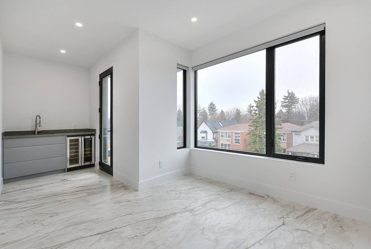 613 Harvie Avenue Toronto 613 Harvie Avenue Toronto