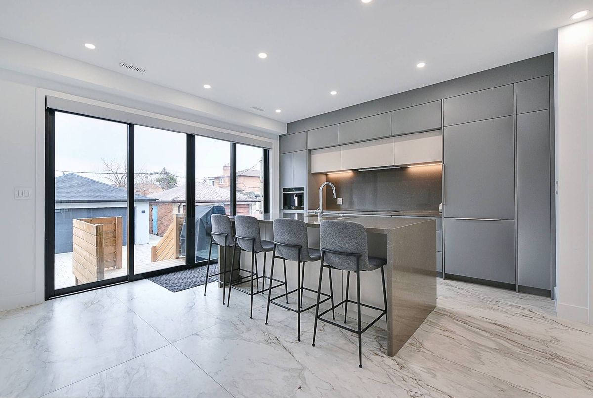 613 Harvie Avenue Toronto 613 Harvie Avenue Toronto