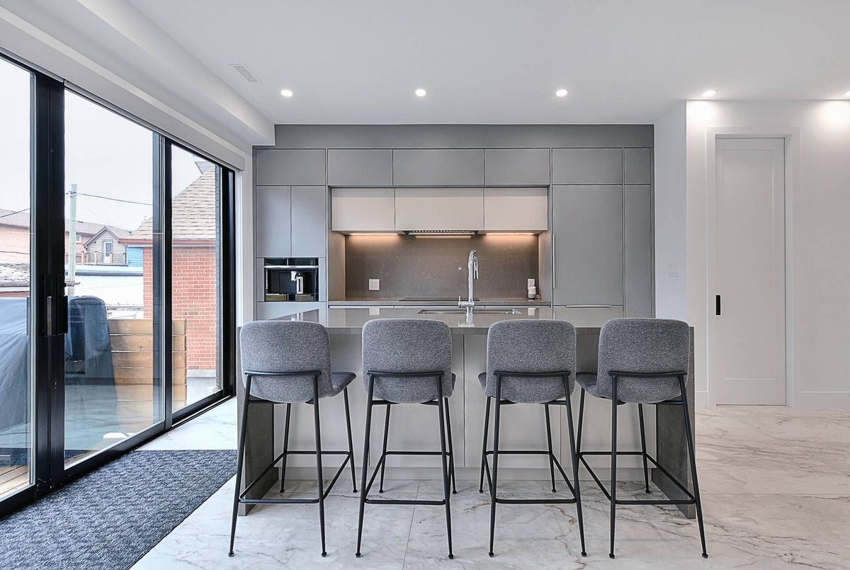 613 Harvie Avenue Toronto 613 Harvie Avenue Toronto