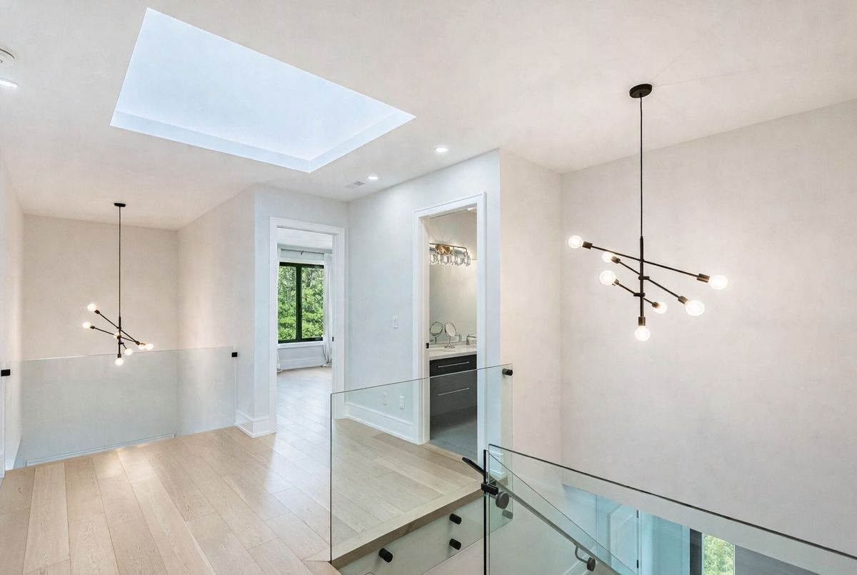 402 Niar Avenue Mississauga 402 Niar Avenue Mississauga