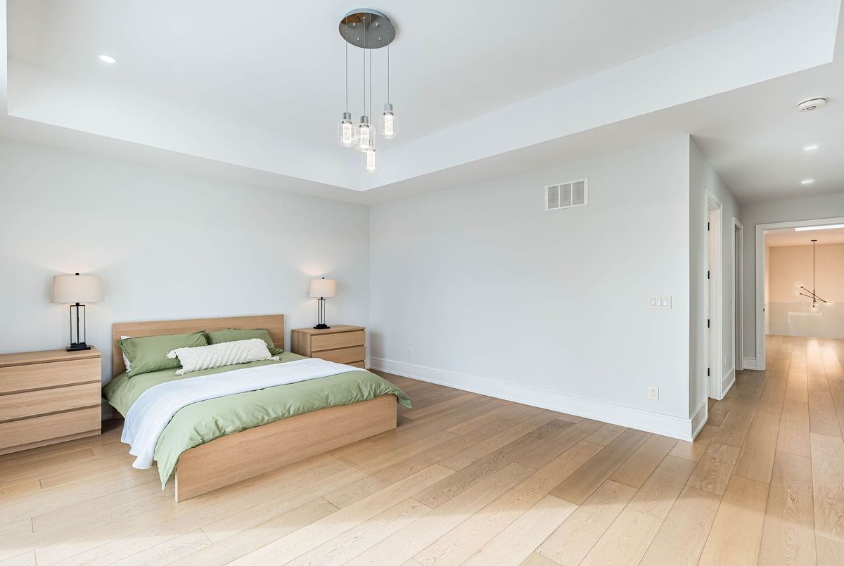 402 Niar Avenue Mississauga 402 Niar Avenue Mississauga