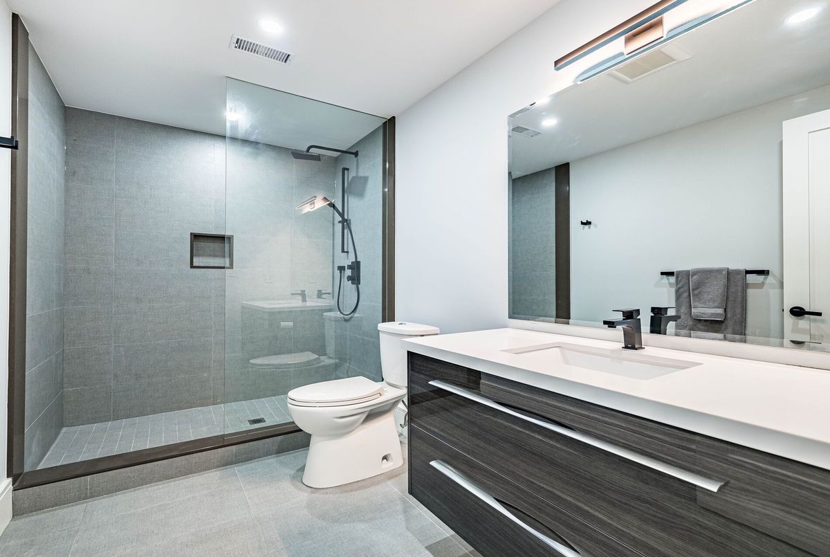 402 Niar Avenue Mississauga 402 Niar Avenue Mississauga