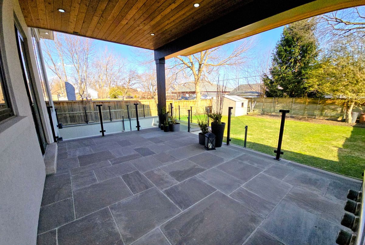 402 Niar Avenue Mississauga 402 Niar Avenue Mississauga