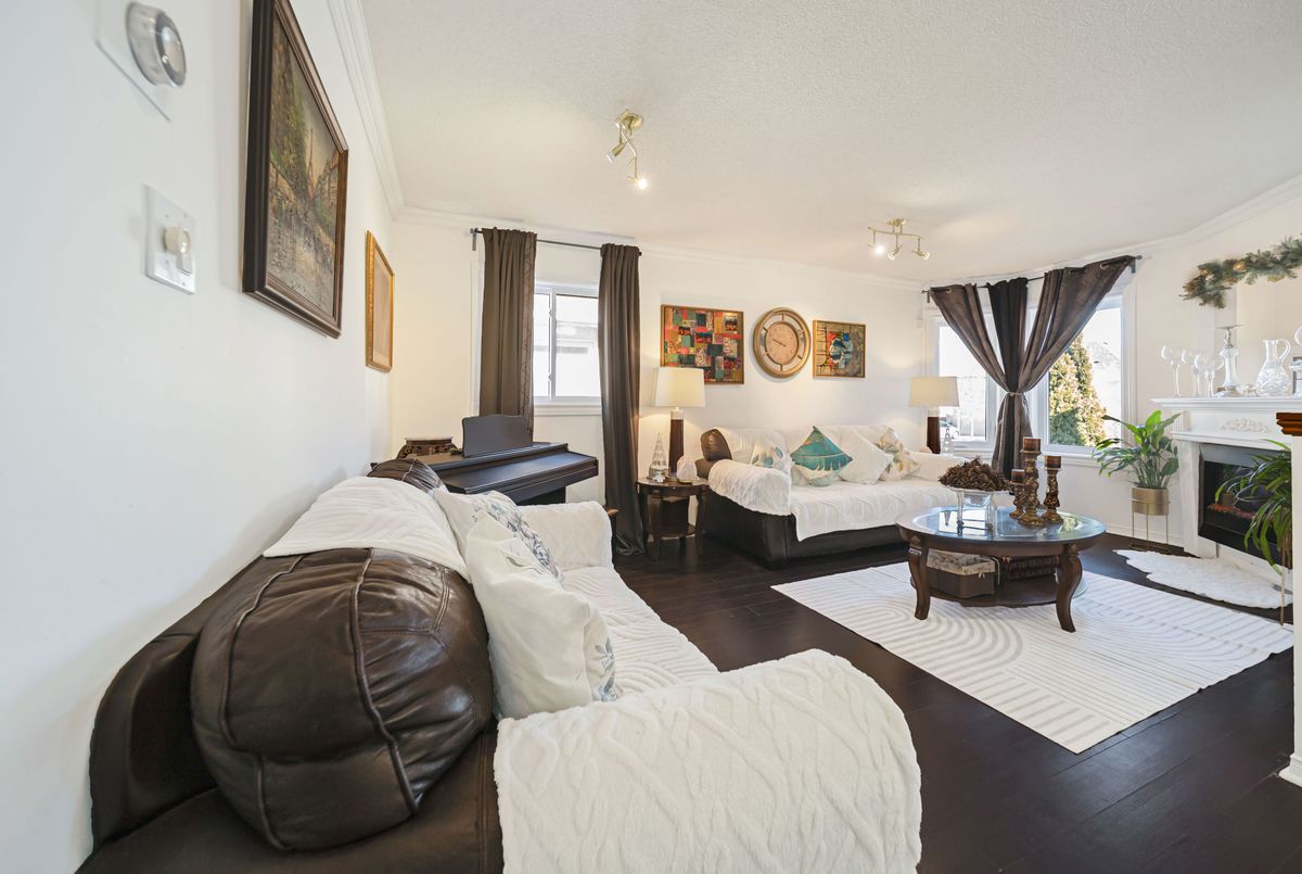 27 Suncrest Drive Brampton 27 Suncrest Drive Brampton