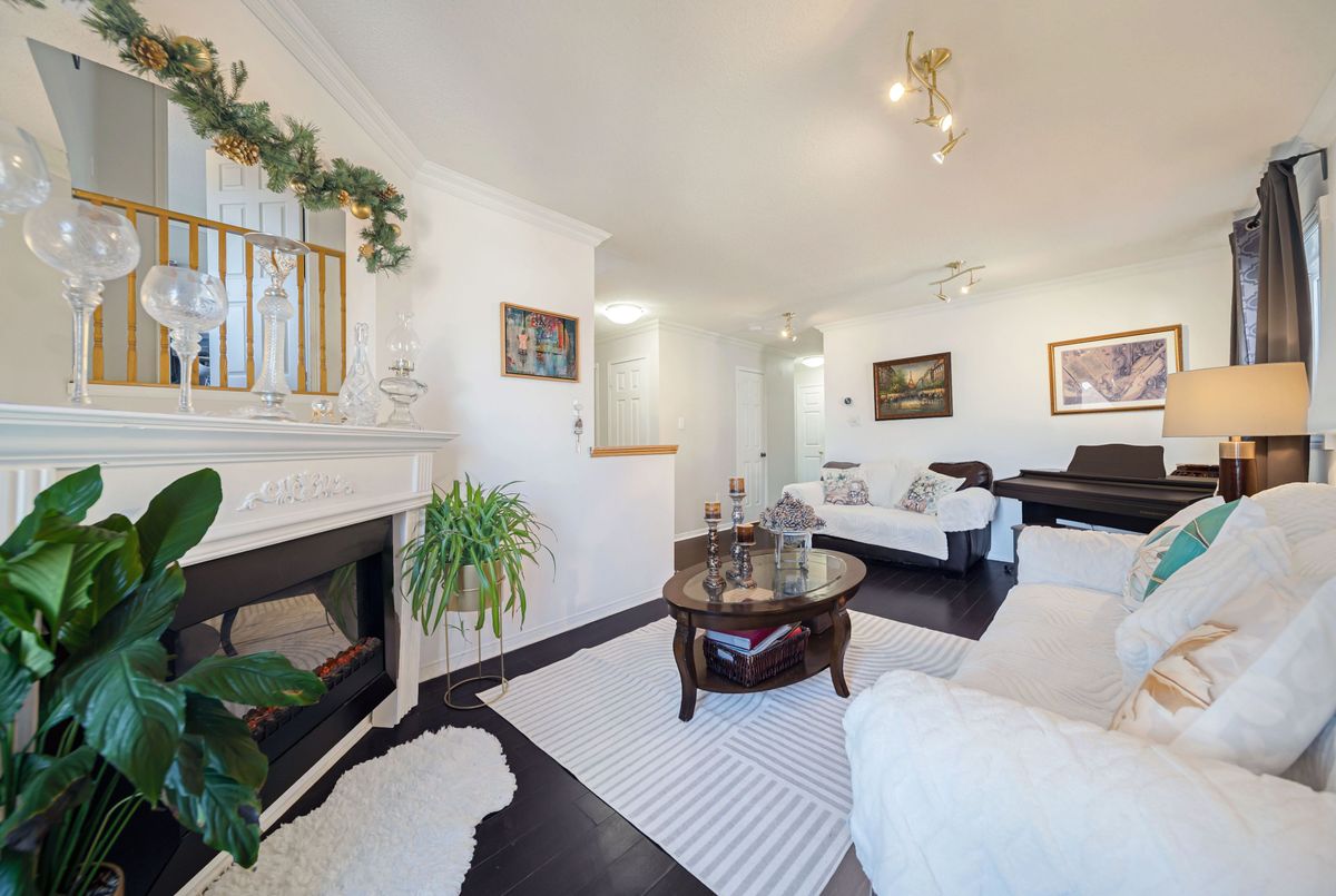 27 Suncrest Drive Brampton 27 Suncrest Drive Brampton