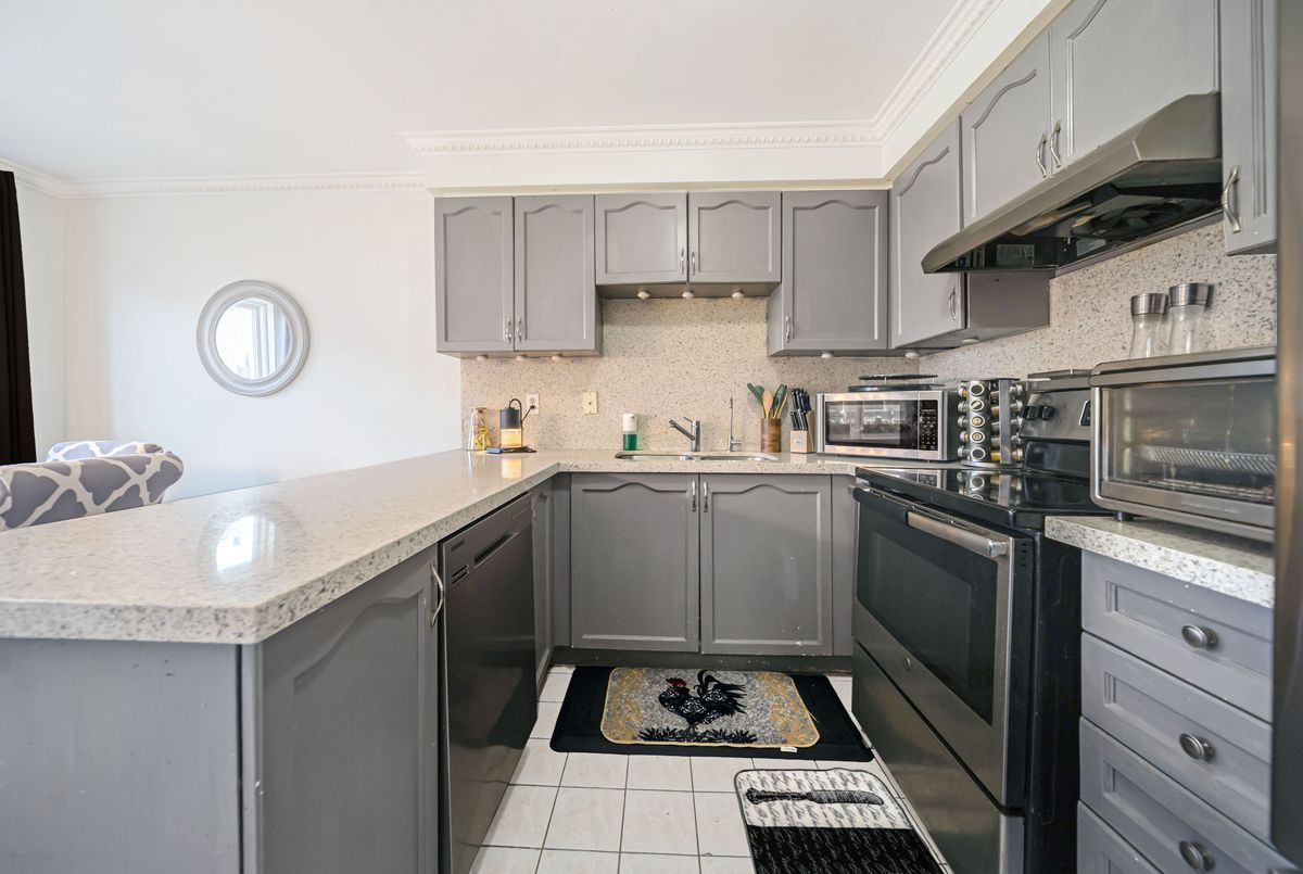 27 Suncrest Drive Brampton 27 Suncrest Drive Brampton