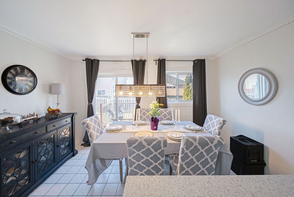 27 Suncrest Drive Brampton 27 Suncrest Drive Brampton