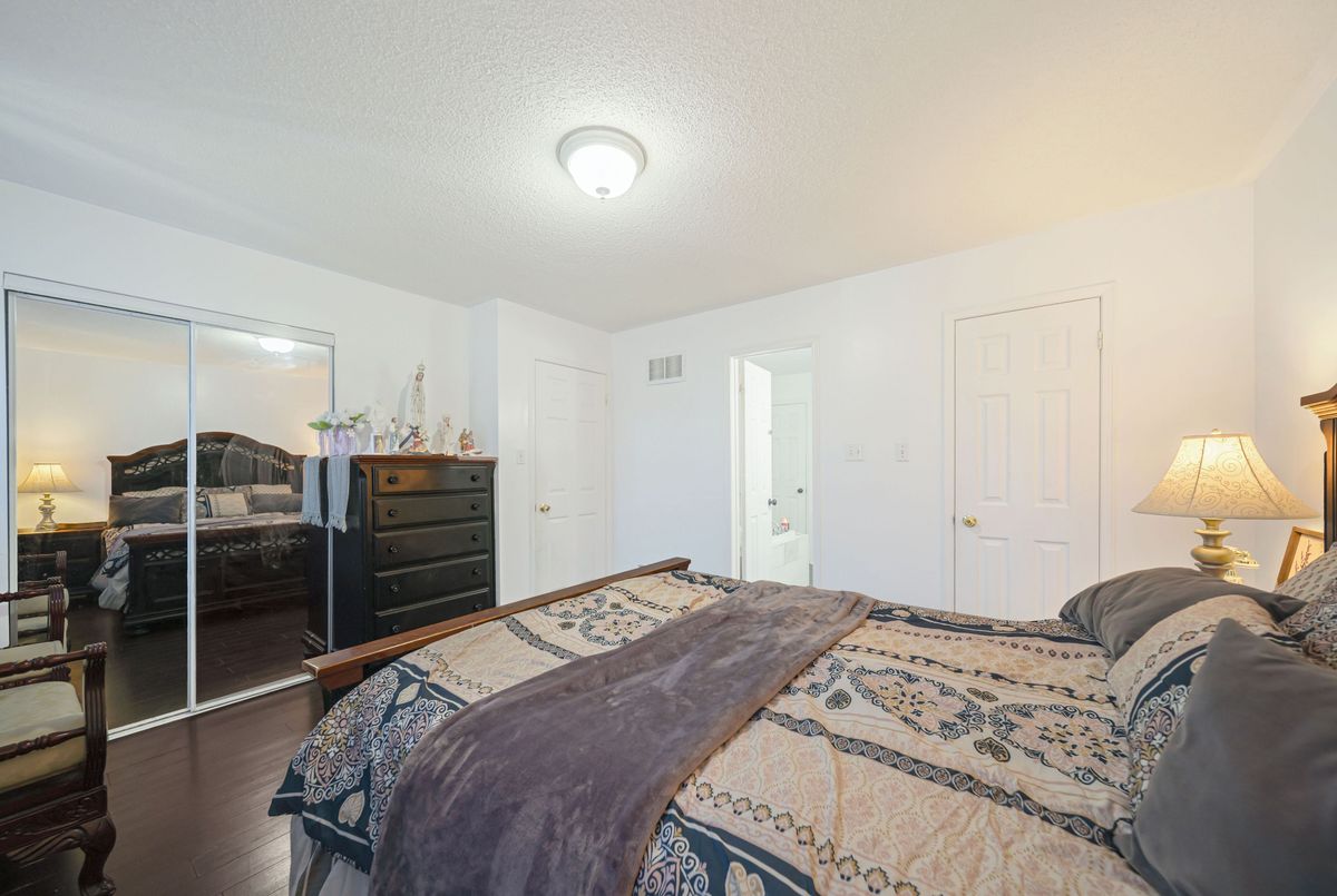 27 Suncrest Drive Brampton 27 Suncrest Drive Brampton