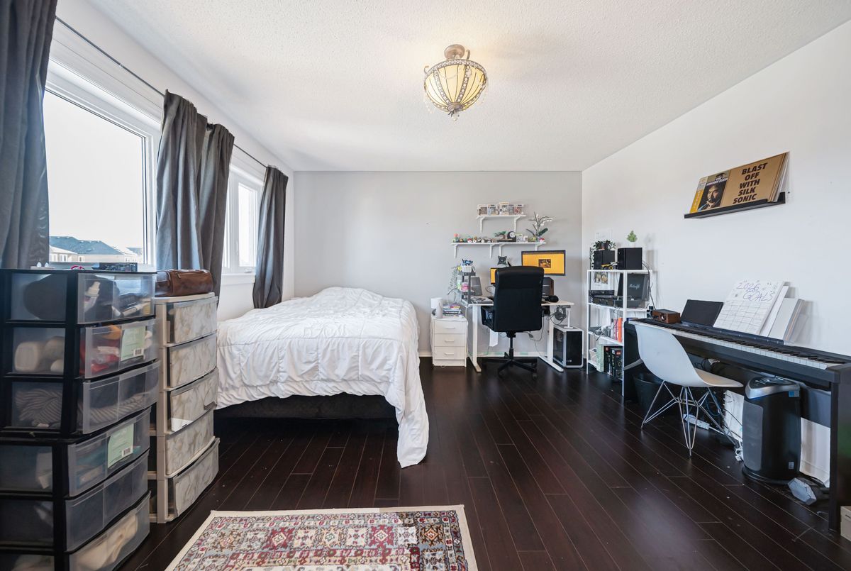 27 Suncrest Drive Brampton 27 Suncrest Drive Brampton