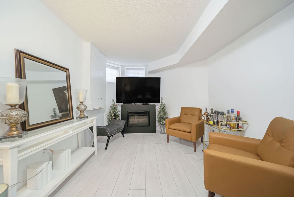 27 Suncrest Drive Brampton 27 Suncrest Drive Brampton