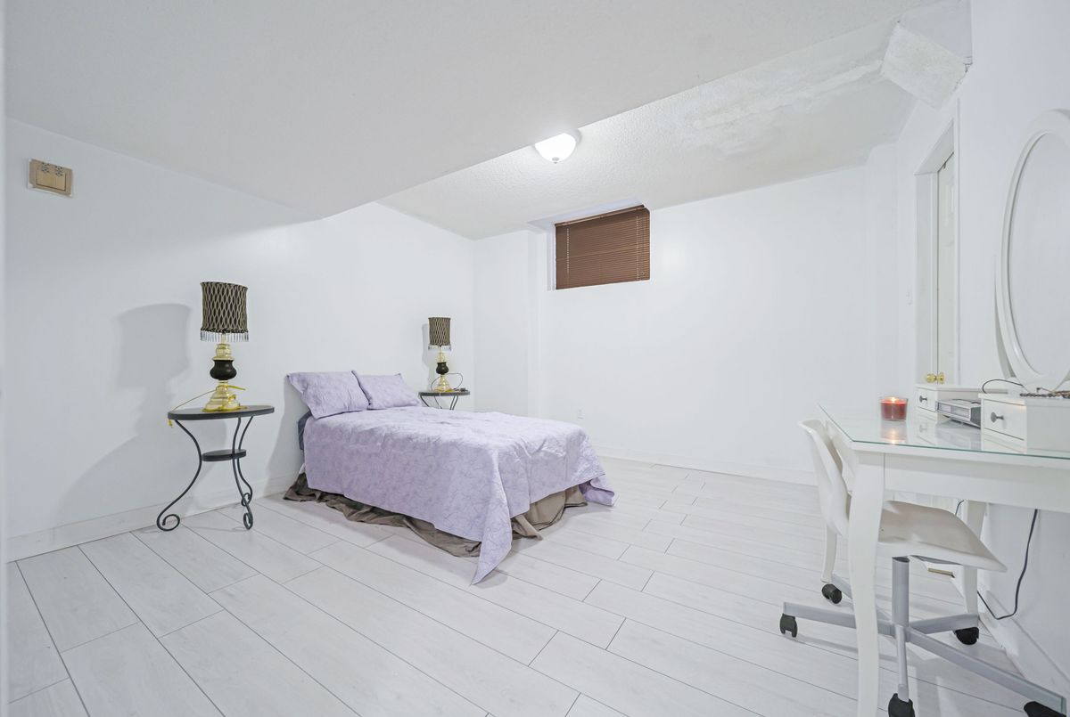 27 Suncrest Drive Brampton 27 Suncrest Drive Brampton