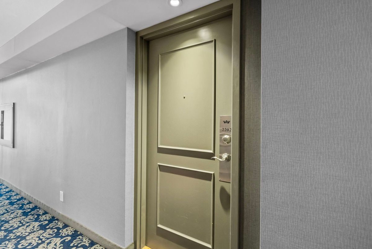 4460 Tucana Court Mississauga 4460 Tucana Court Mississauga