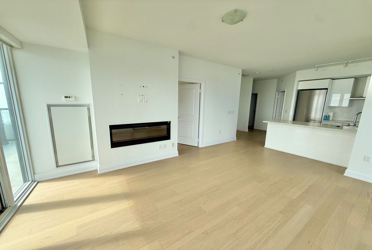 20 Shore Breeze Drive Toronto 20 Shore Breeze Drive Toronto