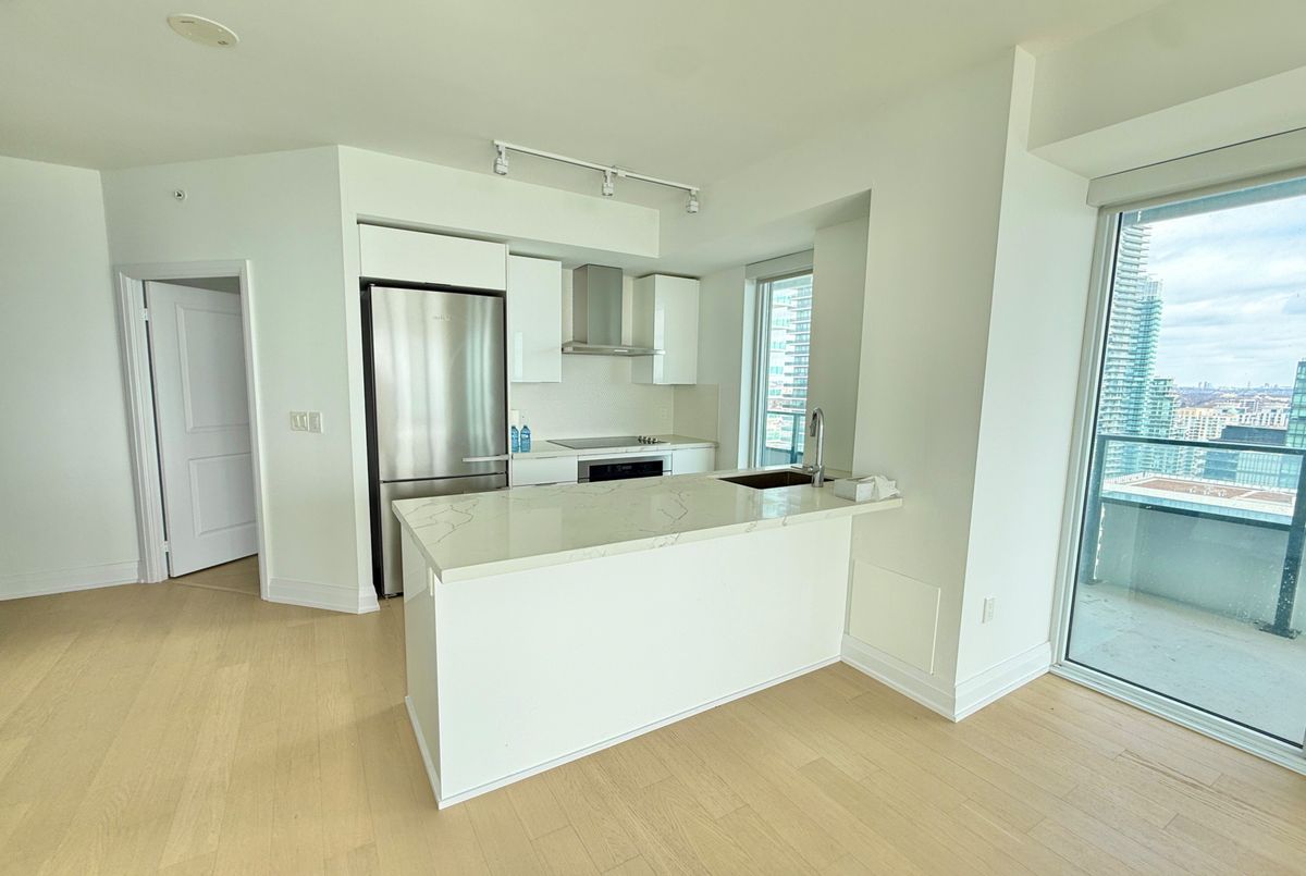 20 Shore Breeze Drive Toronto 20 Shore Breeze Drive Toronto