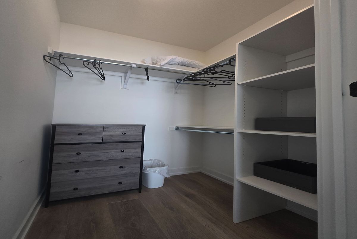 345 Wheat Boom Drive Oakville 345 Wheat Boom Drive Oakville