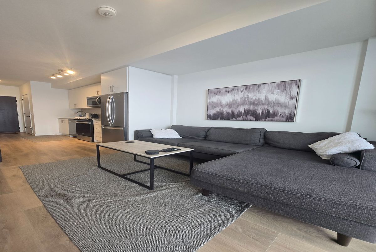 345 Wheat Boom Drive Oakville 345 Wheat Boom Drive Oakville