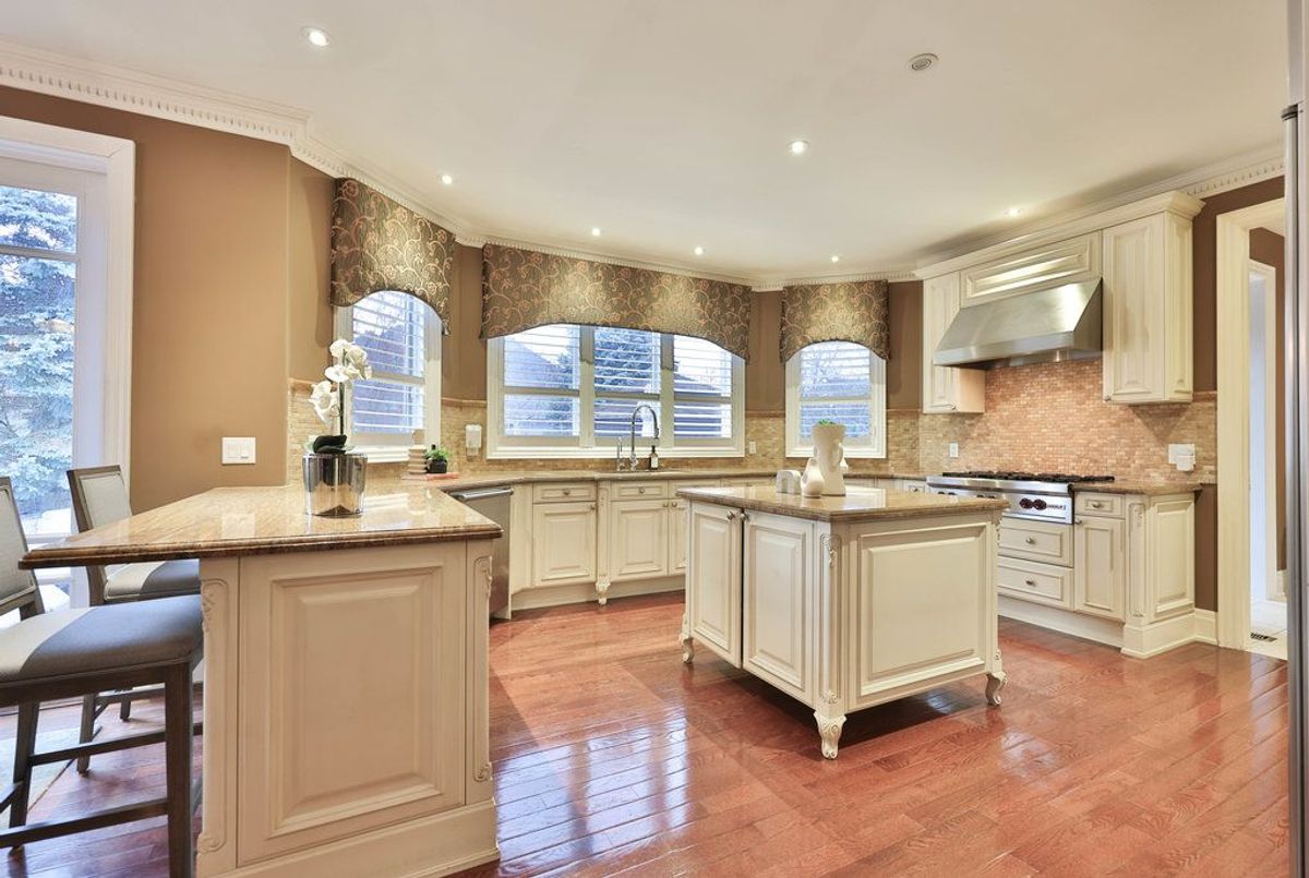 683 Canyon Street Mississauga 683 Canyon Street Mississauga