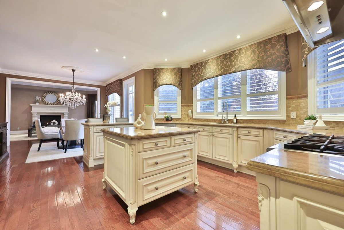 683 Canyon Street Mississauga 683 Canyon Street Mississauga