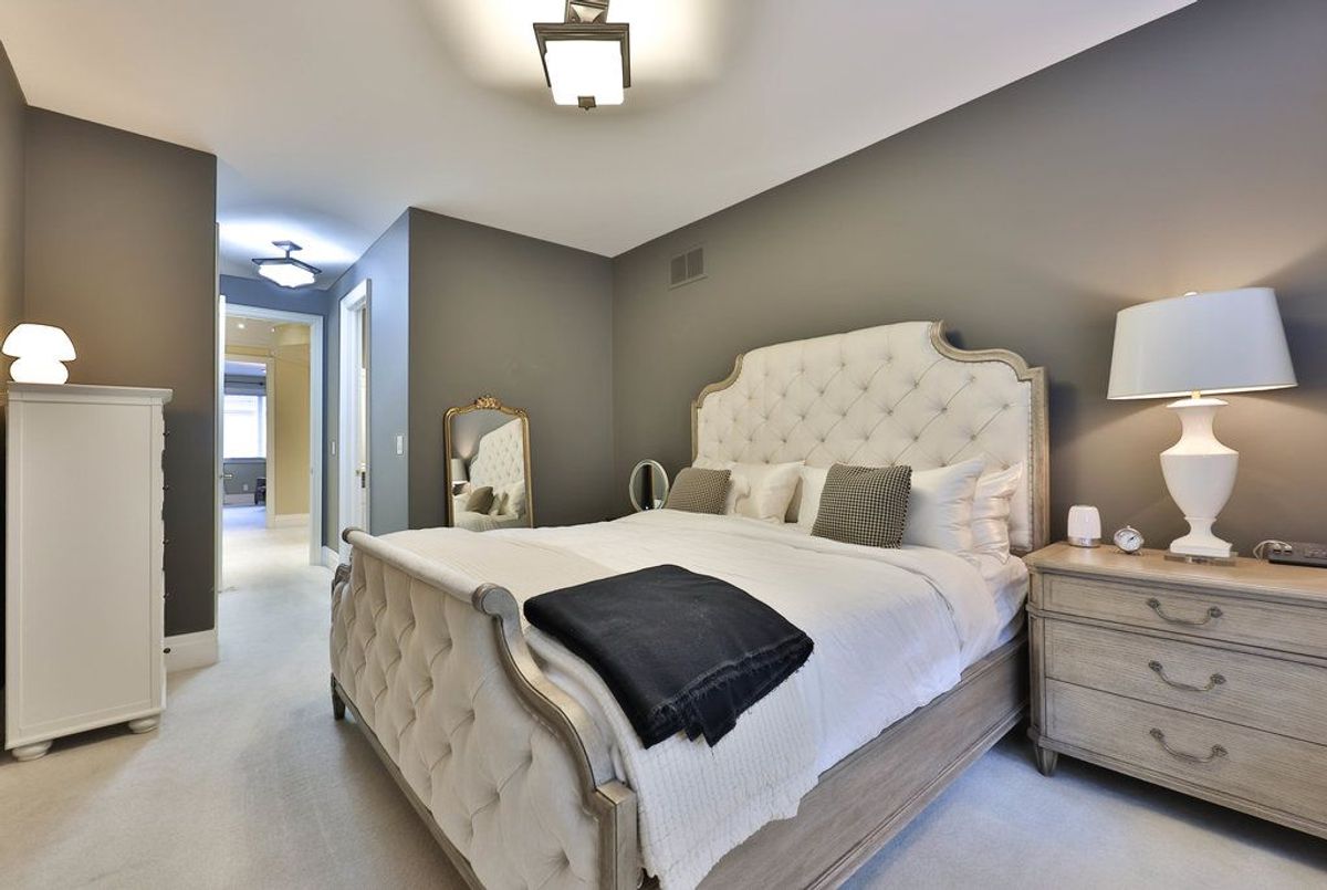 683 Canyon Street Mississauga 683 Canyon Street Mississauga