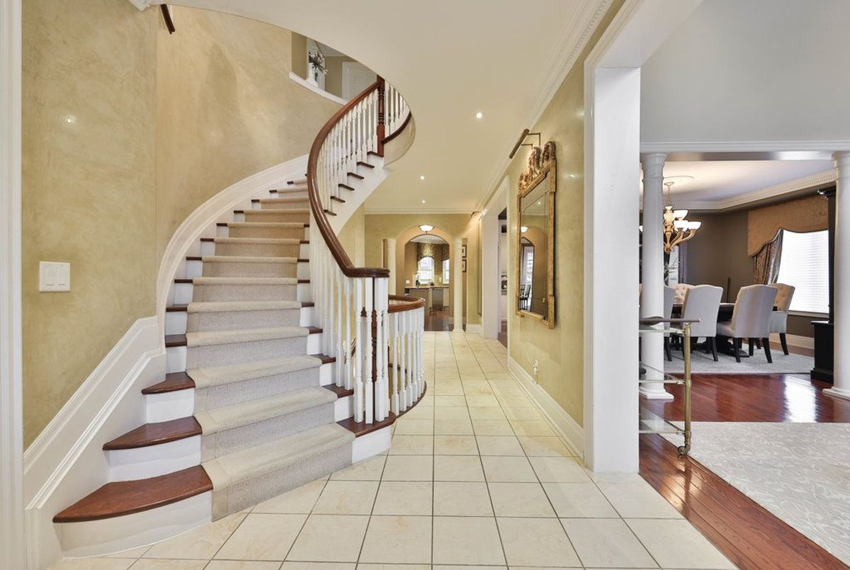 683 Canyon Street Mississauga 683 Canyon Street Mississauga