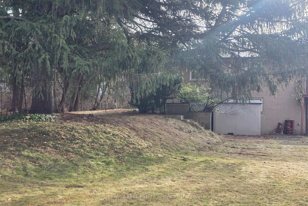 541 Vanessa Crescent Mississauga 541 Vanessa Crescent Mississauga