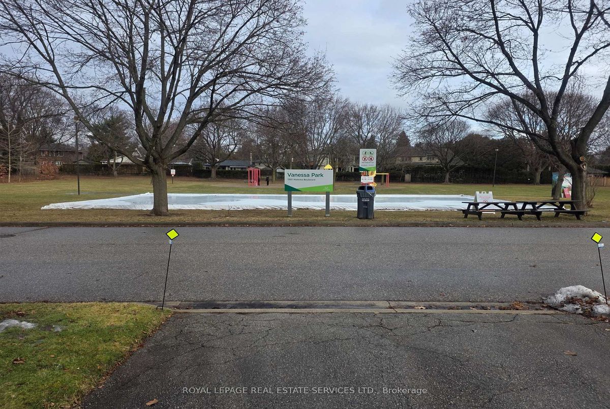 541 Vanessa Crescent Mississauga 541 Vanessa Crescent Mississauga