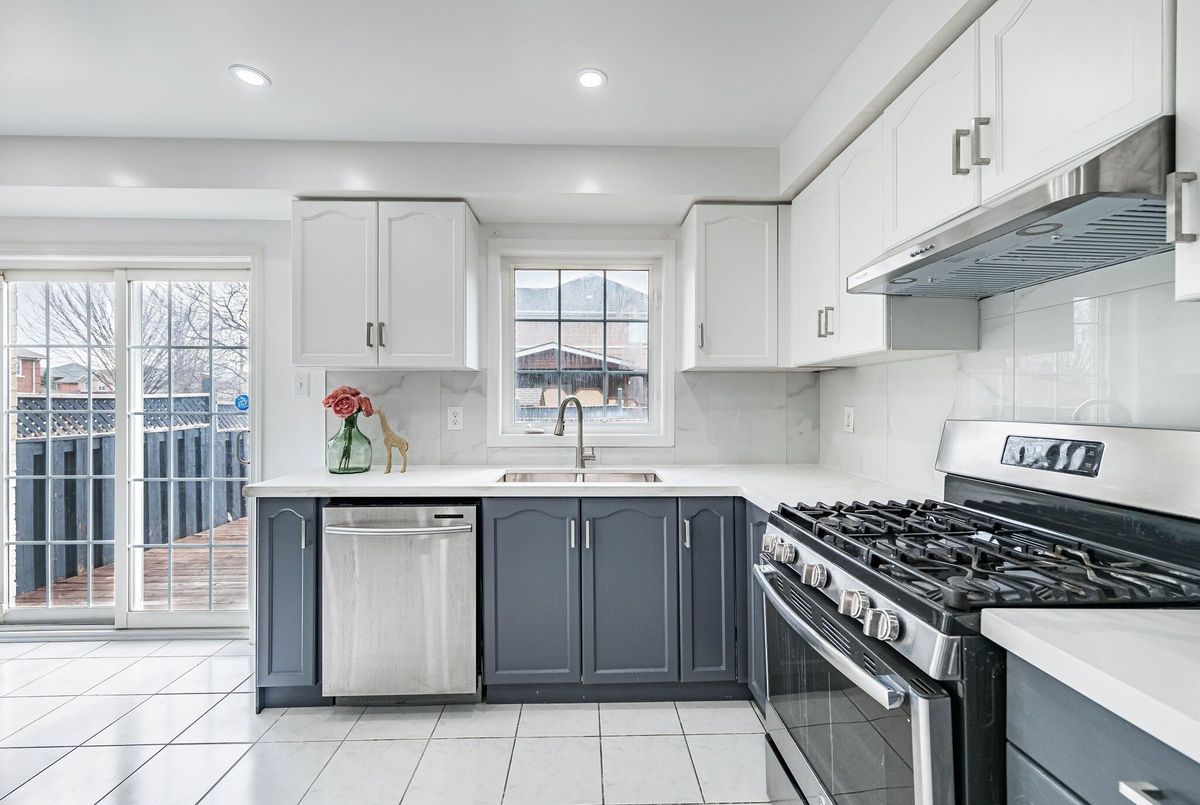 36 Native Landing Brampton 36 Native Landing Brampton