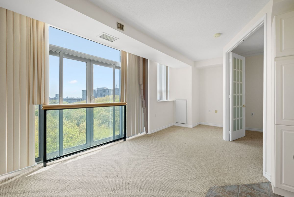 200 Burnhamthorpe Road E Mississauga 200 Burnhamthorpe Road E Mississauga