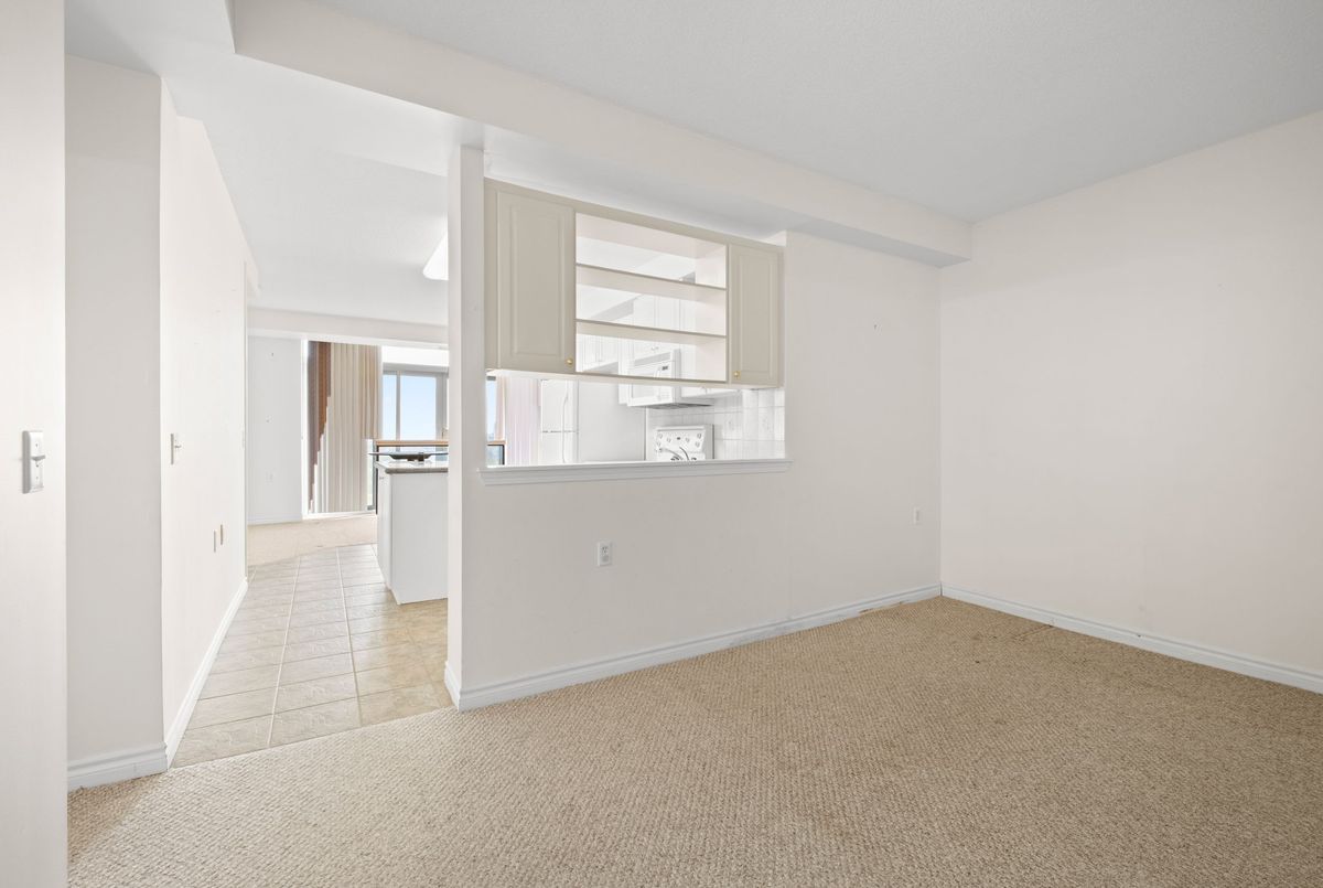 200 Burnhamthorpe Road E Mississauga 200 Burnhamthorpe Road E Mississauga