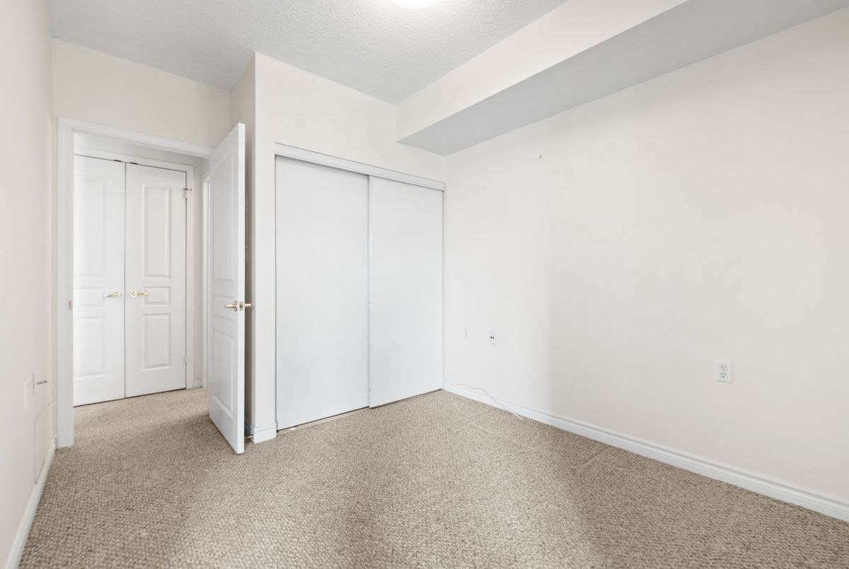 200 Burnhamthorpe Road E Mississauga 200 Burnhamthorpe Road E Mississauga