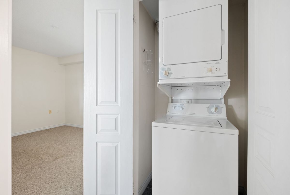 200 Burnhamthorpe Road E Mississauga 200 Burnhamthorpe Road E Mississauga