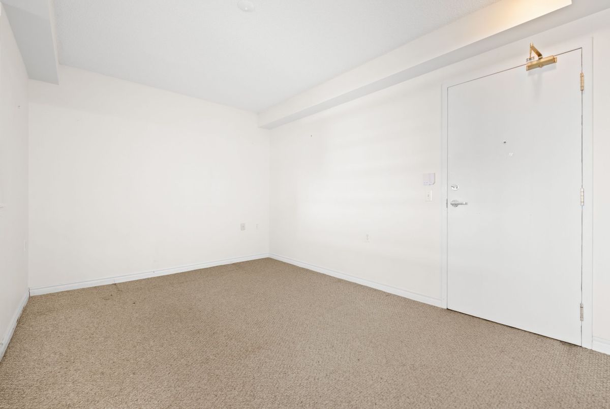 200 Burnhamthorpe Road E Mississauga 200 Burnhamthorpe Road E Mississauga