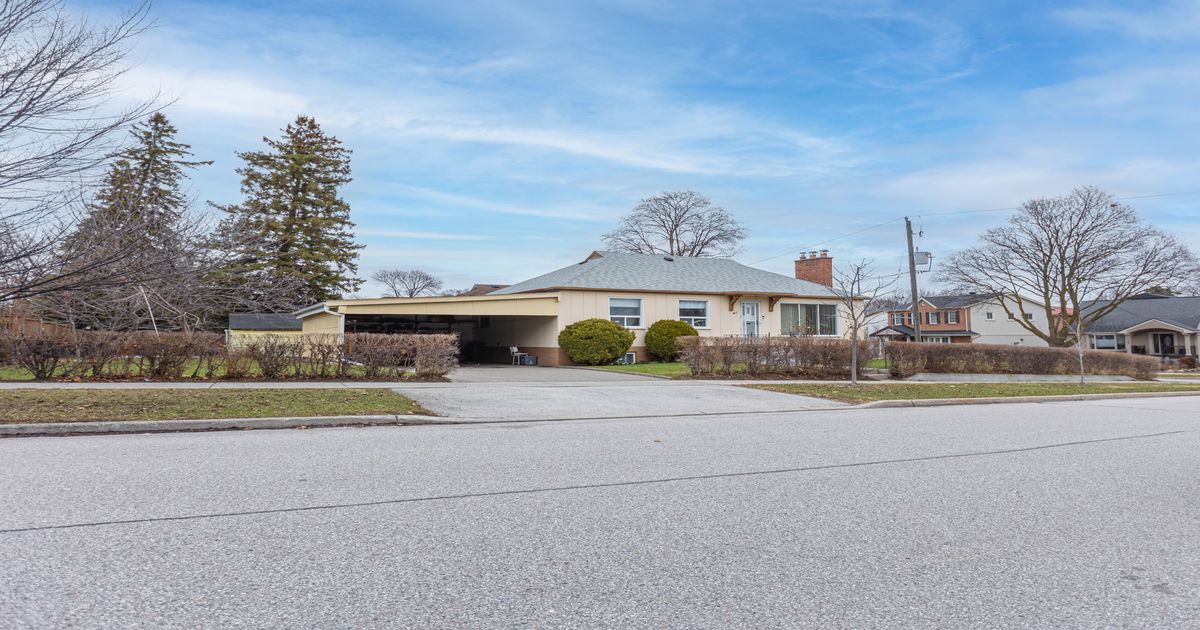 1 Snaresbrook Drive Toronto