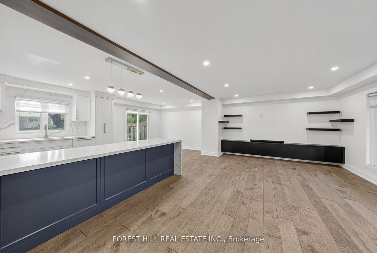 37 Cherry Post Crescent Toronto 37 Cherry Post Crescent Toronto