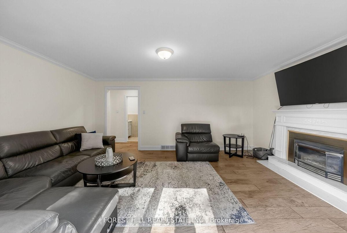 37 Cherry Post Crescent Toronto 37 Cherry Post Crescent Toronto