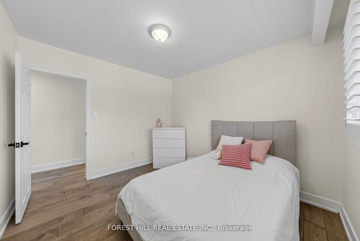 37 Cherry Post Crescent Toronto 37 Cherry Post Crescent Toronto