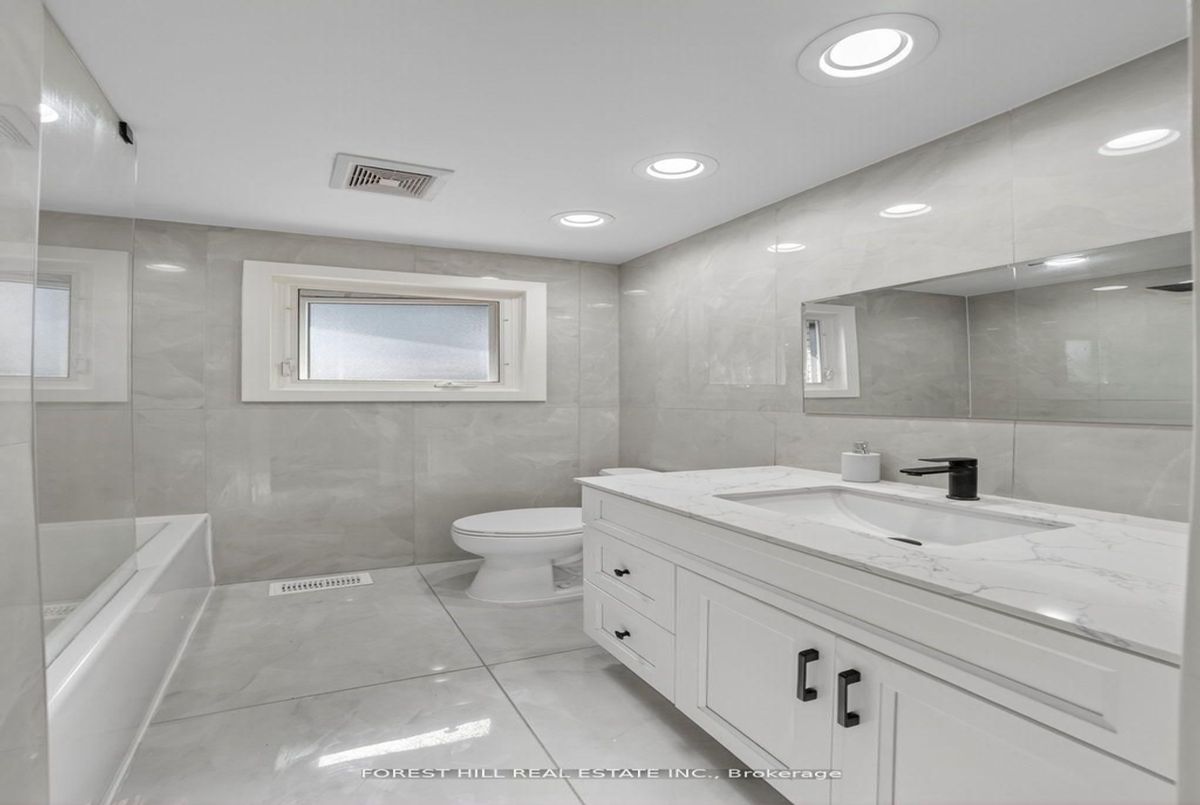 37 Cherry Post Crescent Toronto 37 Cherry Post Crescent Toronto