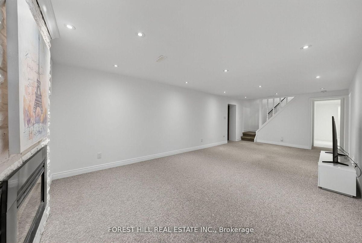 37 Cherry Post Crescent Toronto 37 Cherry Post Crescent Toronto