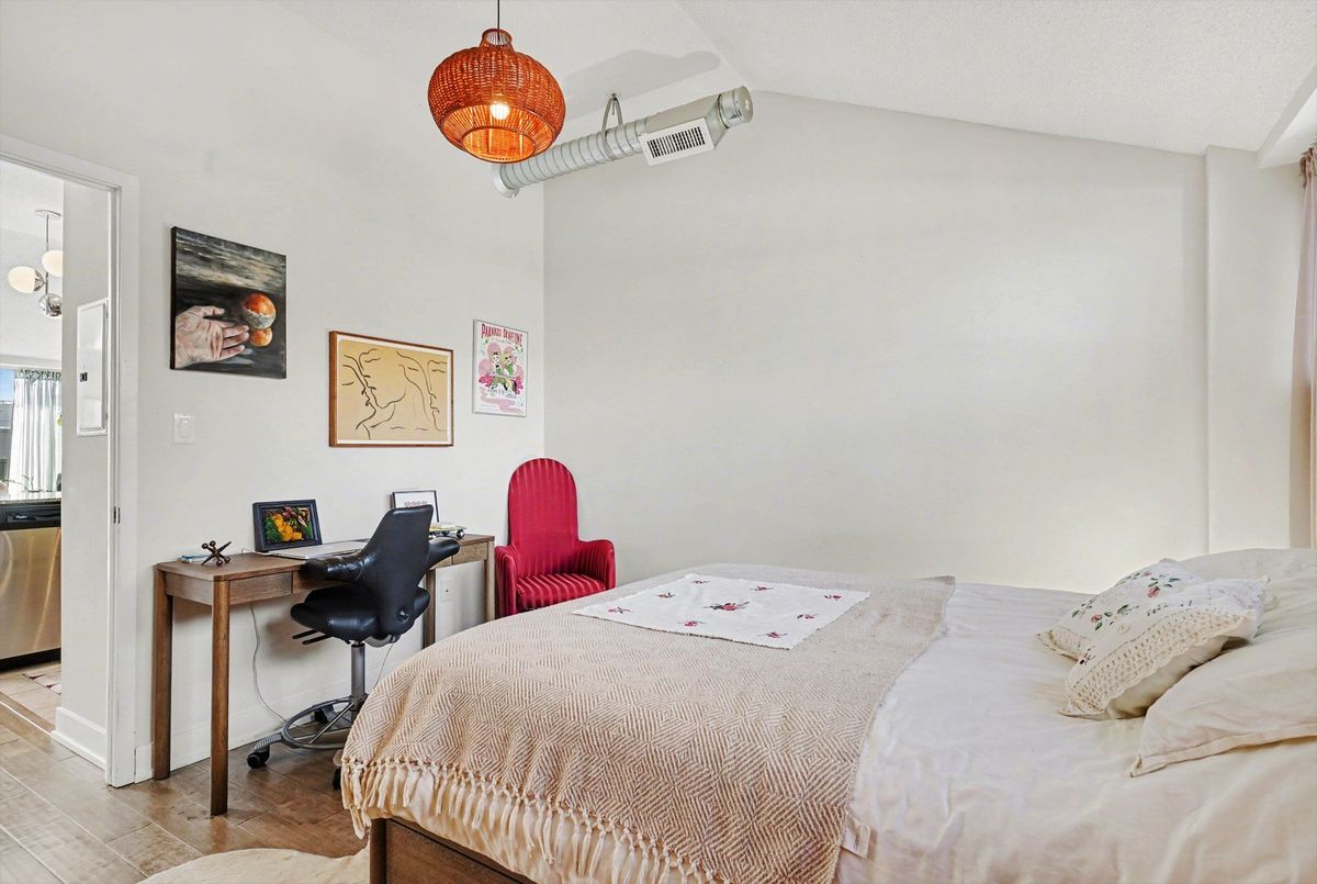 1410 Dupont Street Toronto 1410 Dupont Street Toronto