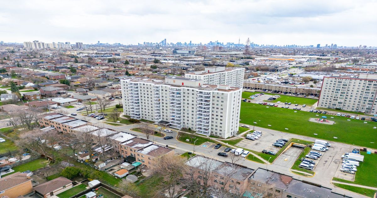 200 Lotherton Pathway Toronto