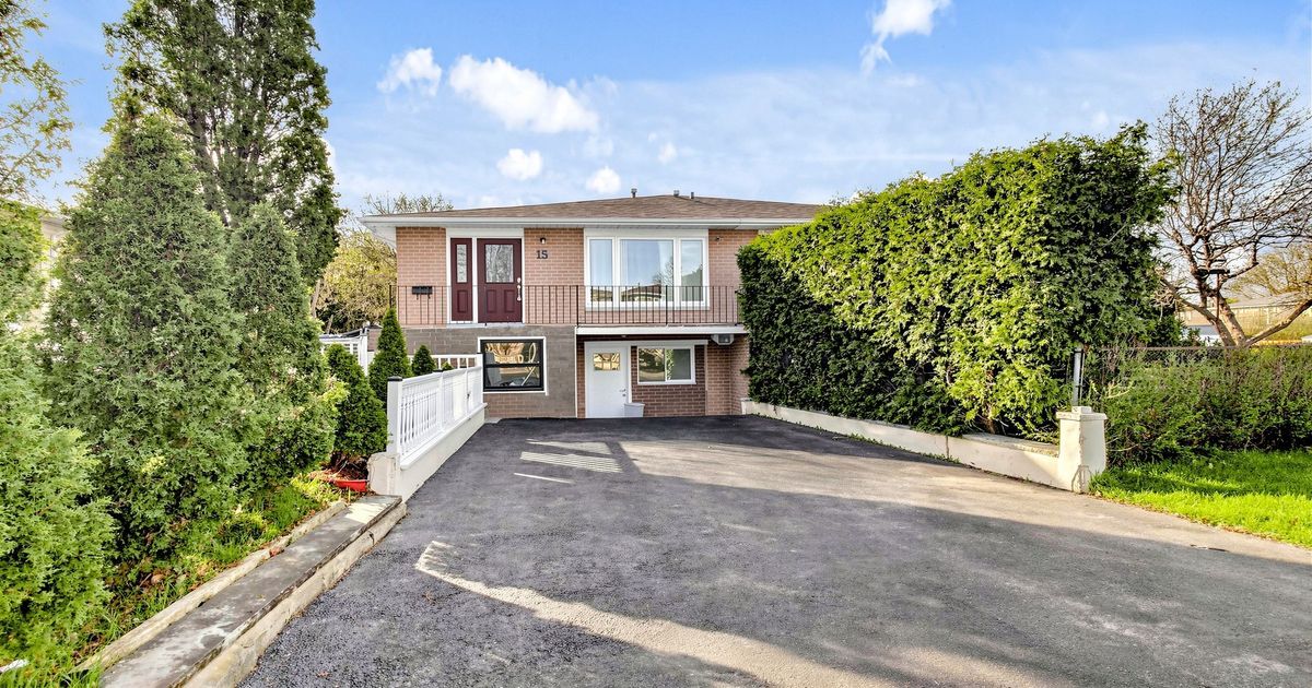 15 Gainsborough Road Brampton