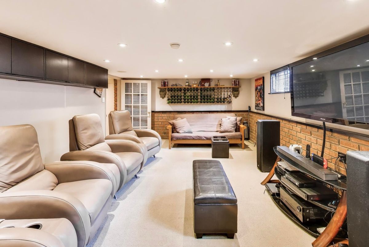 76 Ashbourne Drive Toronto 76 Ashbourne Drive Toronto