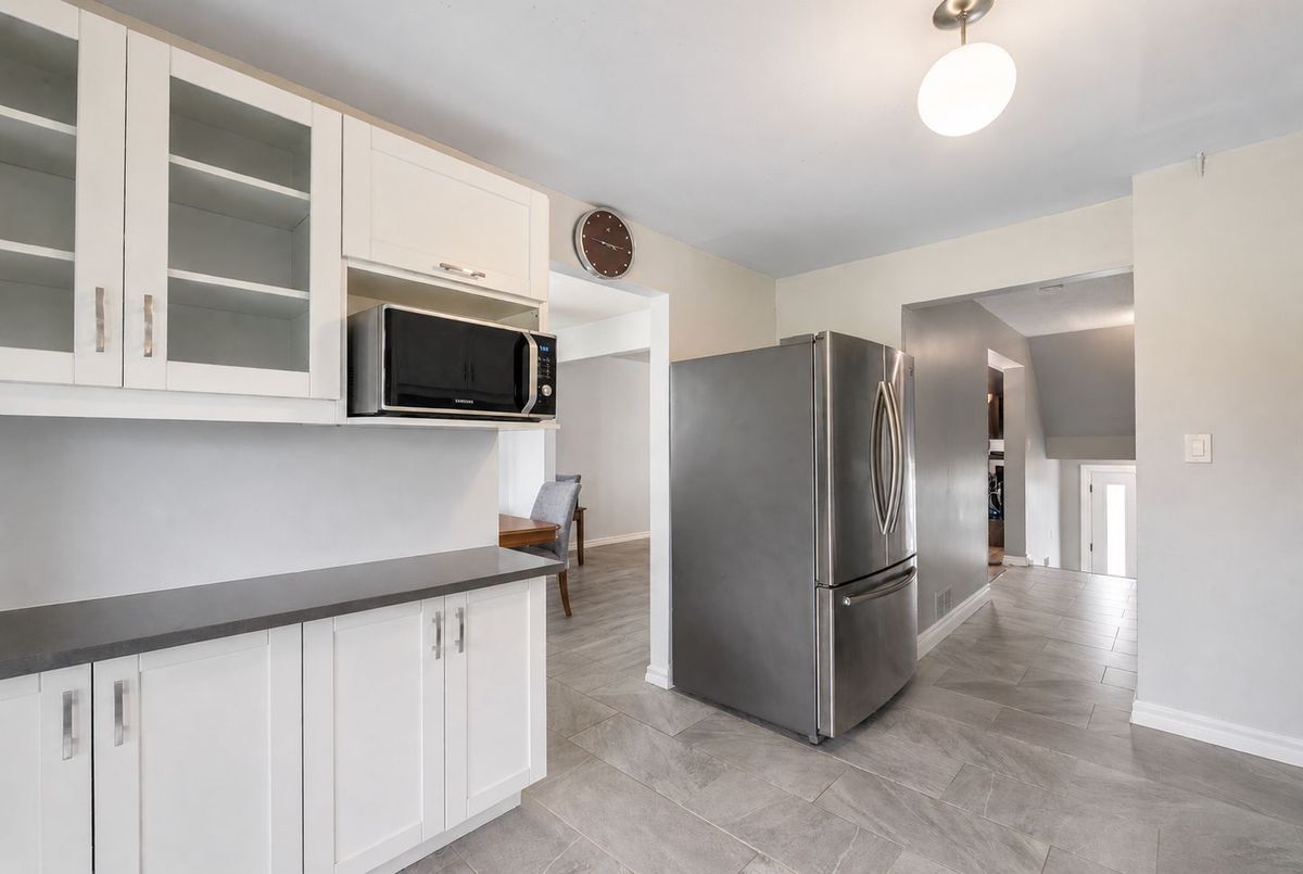 3525 Brandon Gate Mississauga 3525 Brandon Gate Mississauga