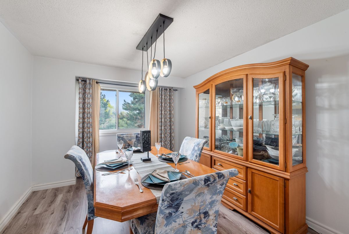 3525 Brandon Gate Mississauga 3525 Brandon Gate Mississauga