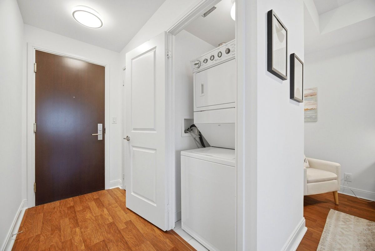 50 Absolute Avenue Mississauga 50 Absolute Avenue Mississauga