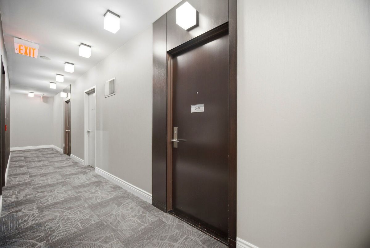 50 Absolute Avenue Mississauga 50 Absolute Avenue Mississauga